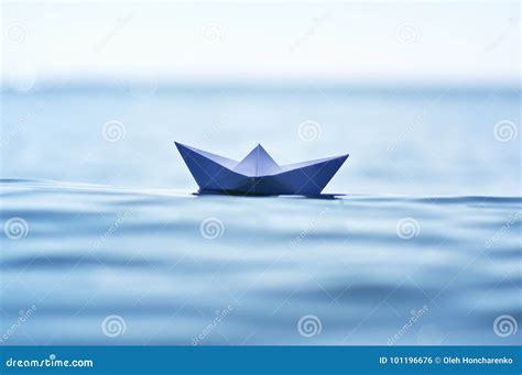 Describe The Movement Of A Paper Ship On A Wave.