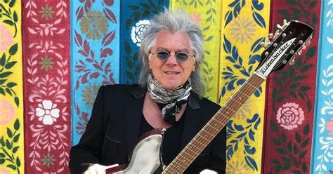 Why Does Marty Stuart Wear A Scarf